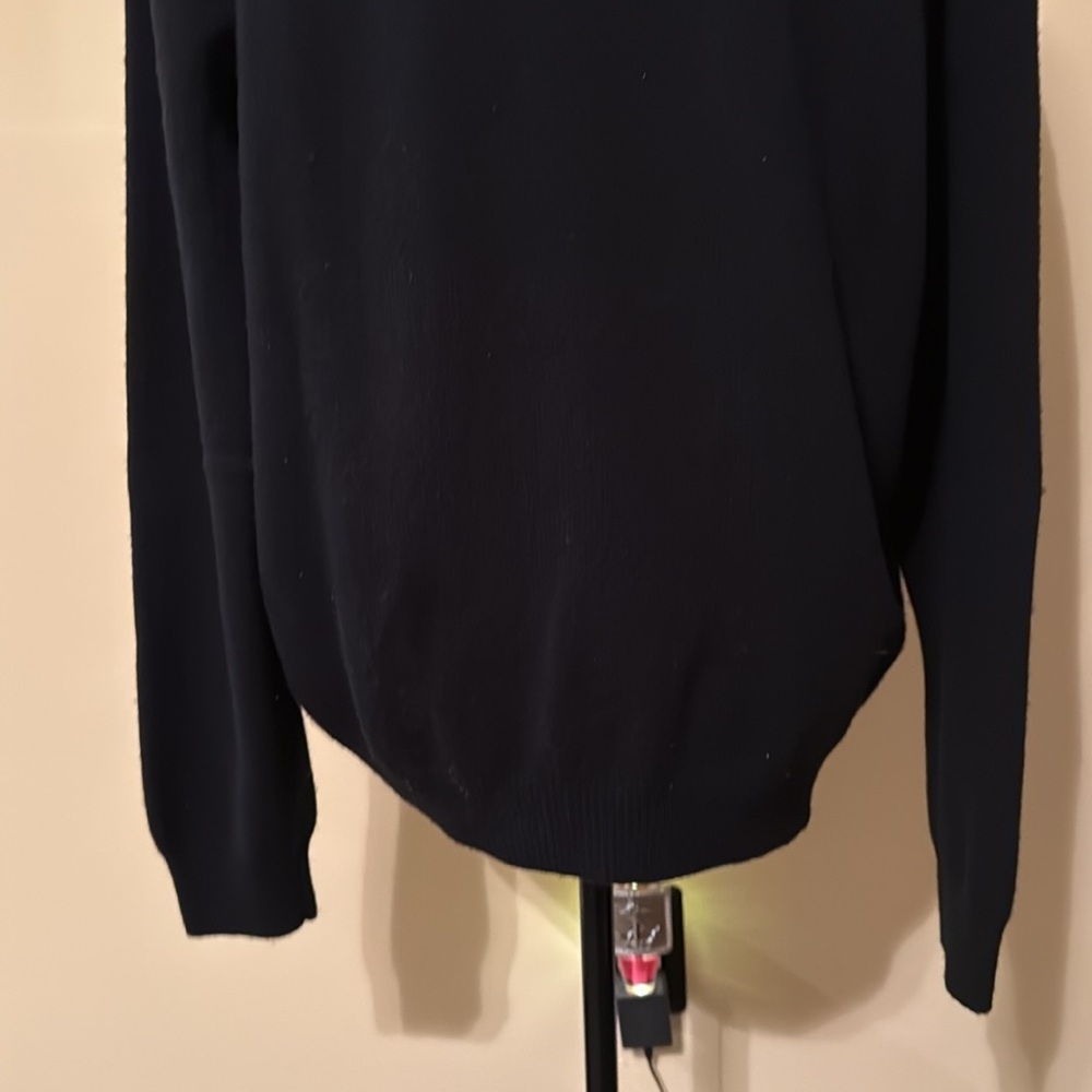 Jos A Bank sweater - Picture 9 of 11